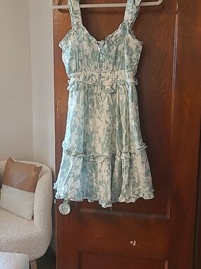 Blu Pepper Mint Green & White Floral